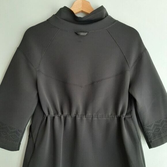 IVIVVA by Lululemon Black Pulse Jam Poncho Mock Neck Pullover Top Kids Sz 14 - Picture 9 of 14